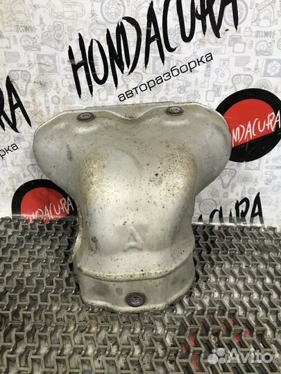 Защита (экран) выпускного коллектора Honda Accord