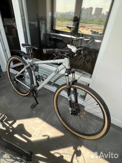 Велосипед Commencal