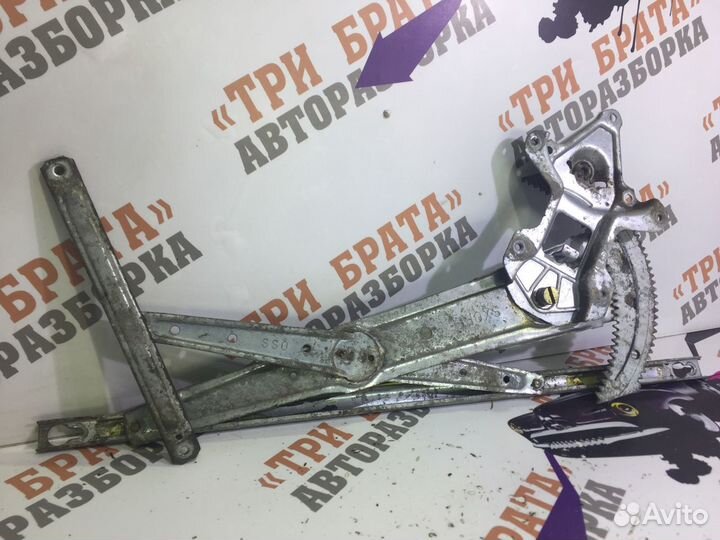 Стеклоподъёмник передний (электрический) Лев