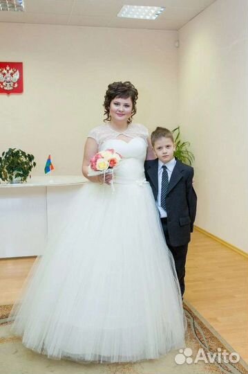 Свадебное платье