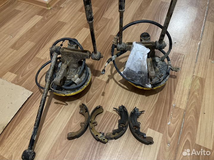 Кулаки в сборе