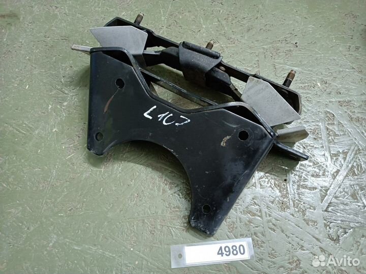 Подушка крепления АКПП