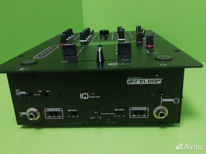 DJ микшер Reloop IQ2+USB