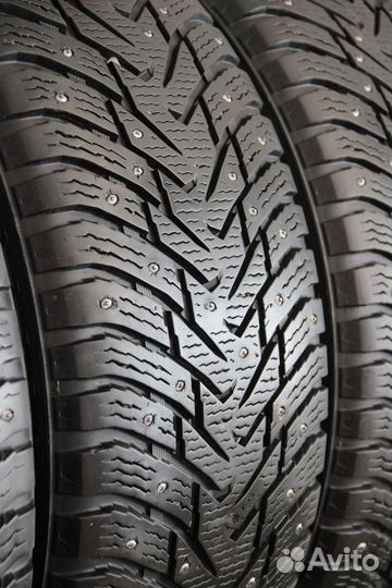 Nokian Tyres Hakkapeliitta 8 SUV 245/60 R18 109T