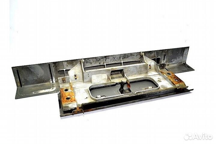 Накладка переднего бампера, центральная mercedes-b