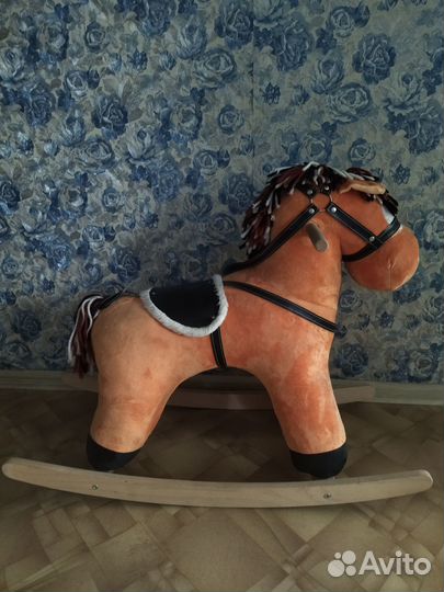 Детская качалка лошадь