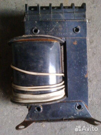 Понижающий трансформатор 220 12