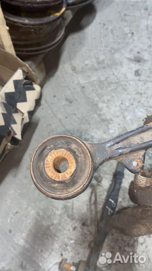 Range Rover Vogue 3 передние нижние рычаги