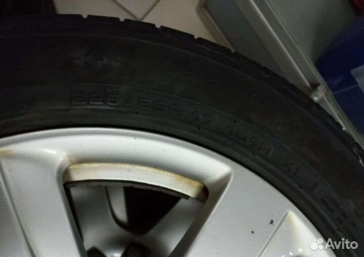 R17 Kumho I'Zen KW31 225/55, PCD 5x112 DIA 120