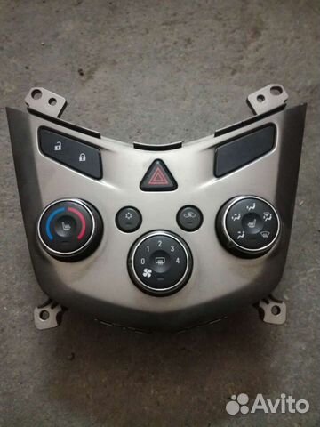 Блок управления отопителем шевроле авео т300