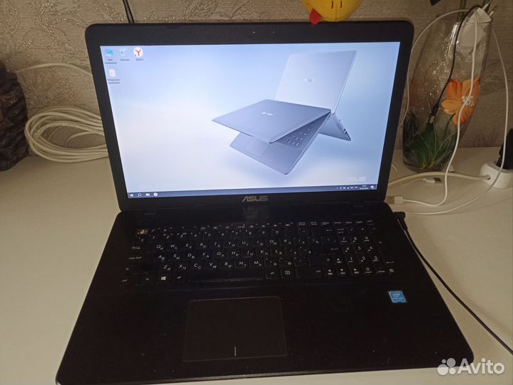 Ноутбук asus
