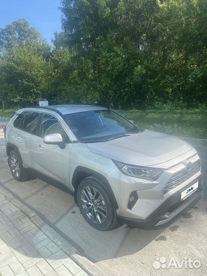 Toyota RAV4 2.5 AT, 2021, 22 000 км