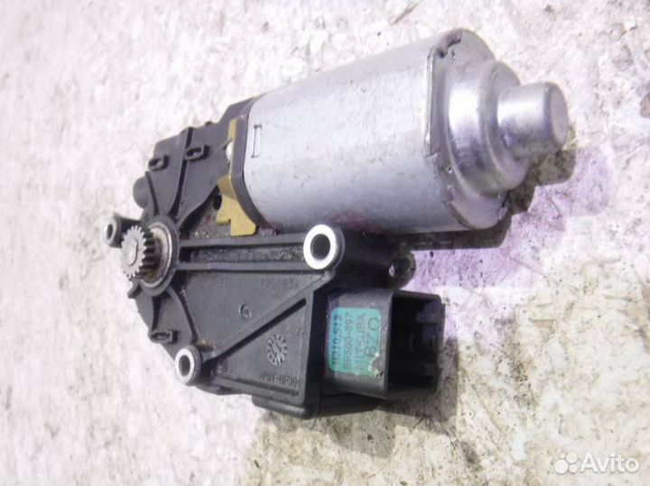 Моторчик люка