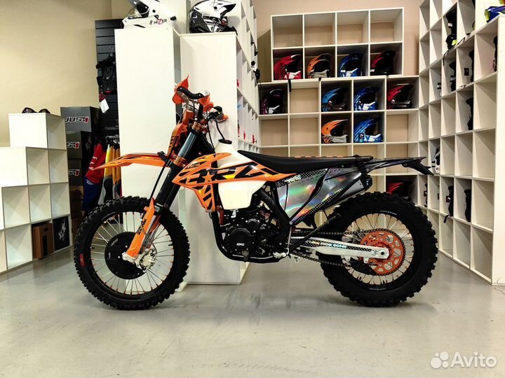 Мотоцикл BRZ X6 NB