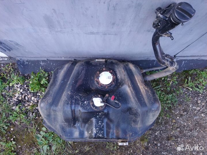 Топливный бак на Аккорд 7