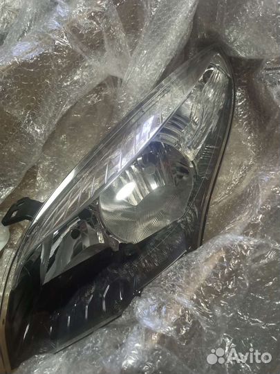 Фара левая Рено Меган3