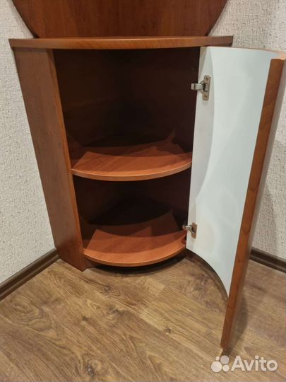 Тумба угловая высокая