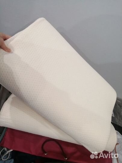 Анатомическая подушка с эффектом памяти