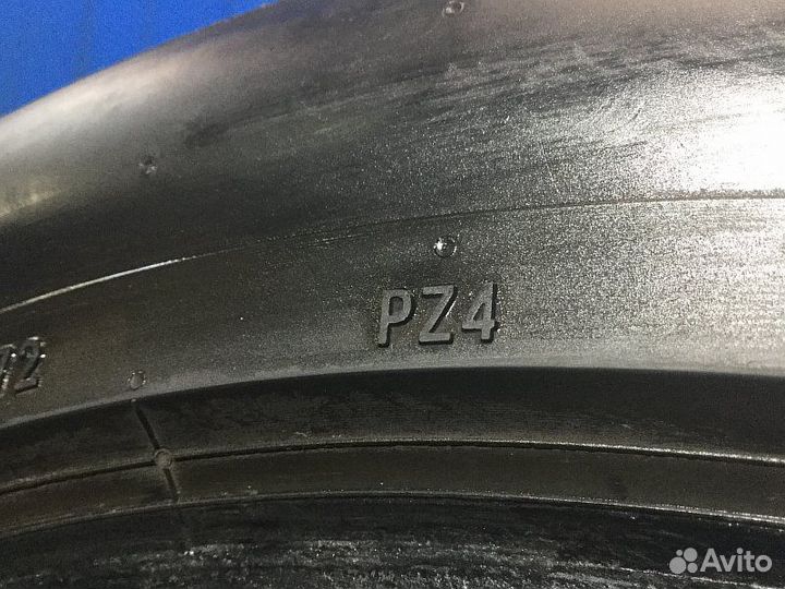 Pirelli P Zero PZ4 285/40 R19