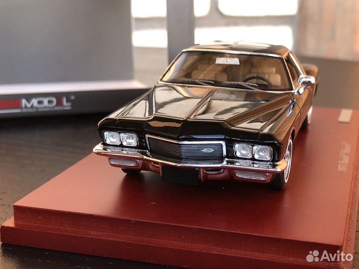 Buick Riviera 1971 Regal Black 1:43 TSM134308