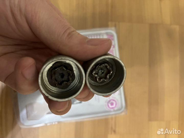 Секретные болты mcGard 28018sl