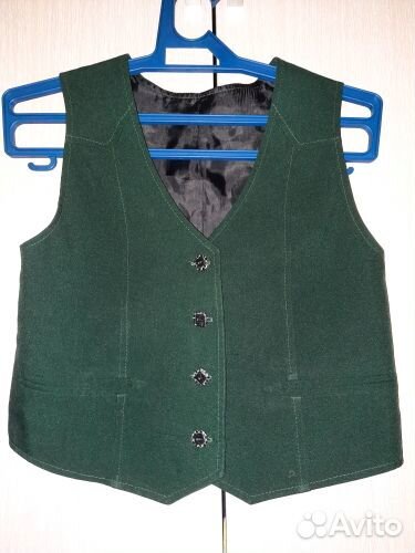 Школьная форма зеленого цвета 11 лицей Армавир