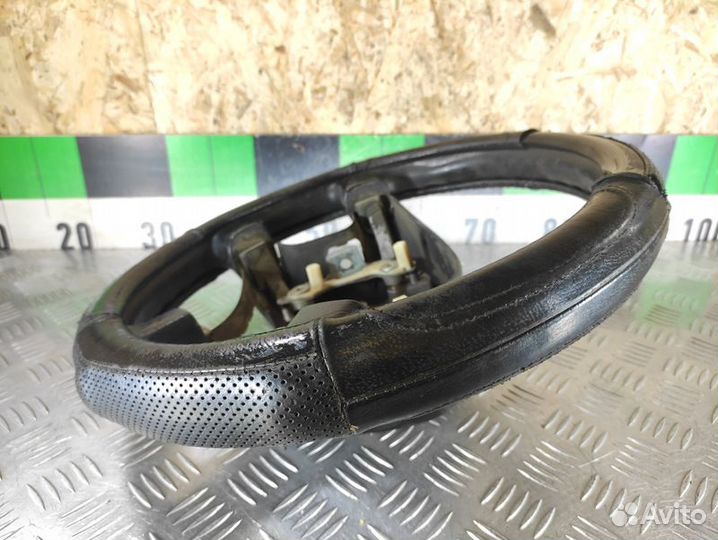 Рулевое колесо Nissan Almera N15