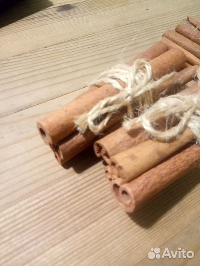 Палочки корицы декор