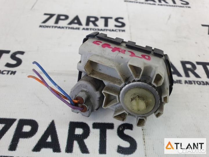 Корректор фары toyota mark X