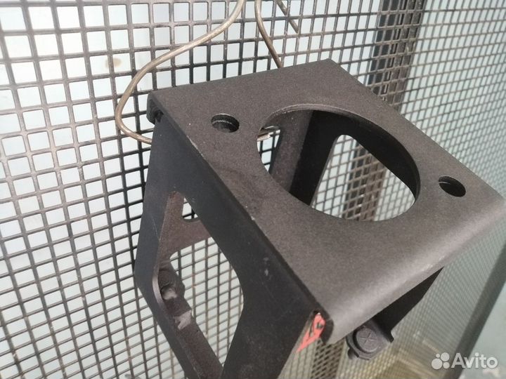 Кронштейн 2107 для вакуумного усилителя 2108