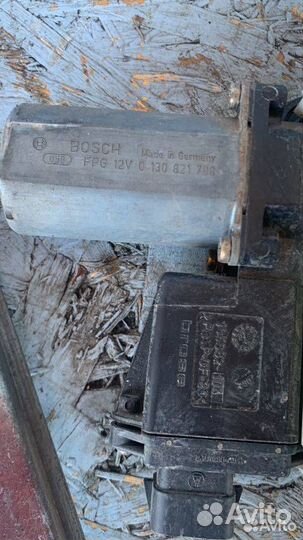 Стеклоподъемник левый Mitsubishi Space Star