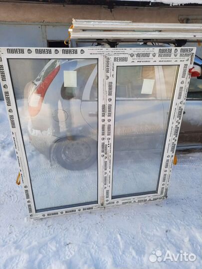 Пластиковая дверь и окна