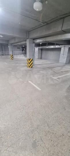 Машиноместо, 13 м²