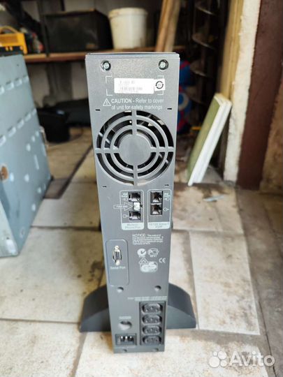 Ибп Smart-Ups SC 1000