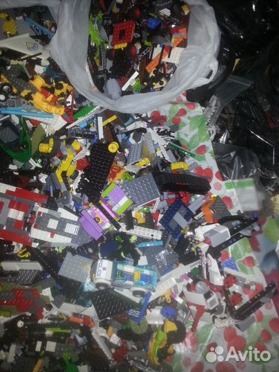 Конструктор лего (20 кг. в хорошем состоянии)