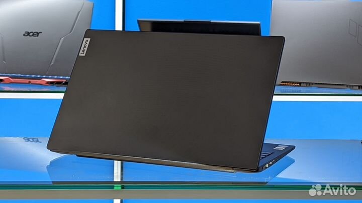 Ноутбук для дома и офиса Lenovo V15