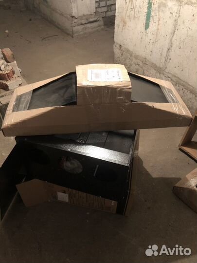 Зонт вытяжнoй для корпуса на 12 карт