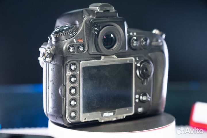Зеркальная камера Nikon D800 Body (36.8MP/7360 x49