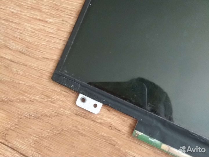 Дисплей для ноута