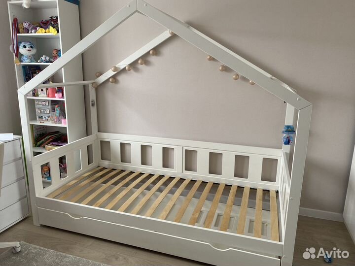 Кровать домик 90/200