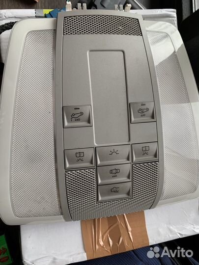 Плафон салона Мерседес w 212