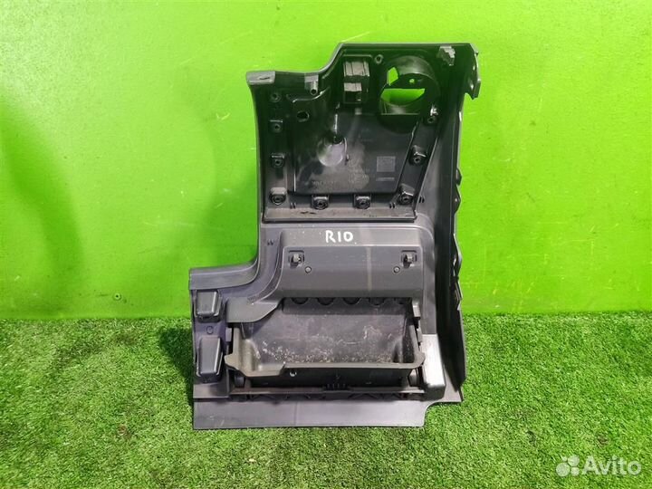 Накладка торпедо подрулевая volkswagen Golf Plus