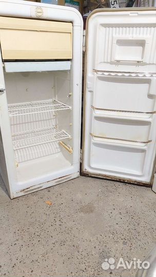 Холодильник ЗИЛ москва рабочий
