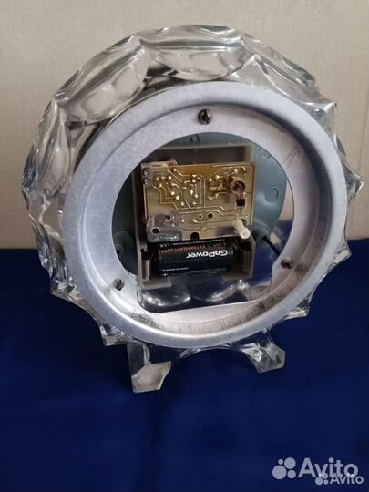 Настольные часы и настенные