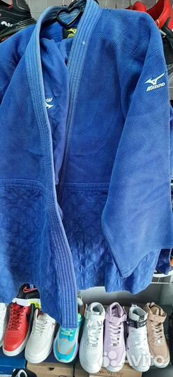 Кимоно профессиональный mizuno для дзюдо