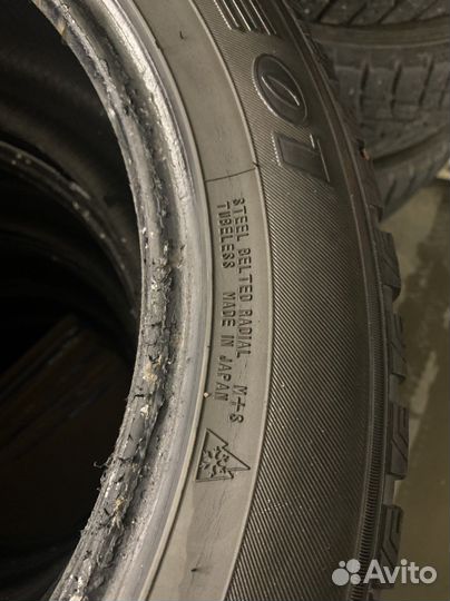 Dunlop SP Winter Ice 01 225/50 R17 98T