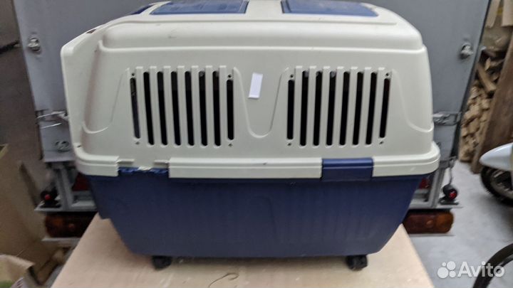 Переноска для собак на колесах