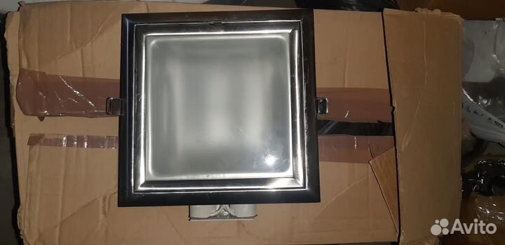 Продам светильники