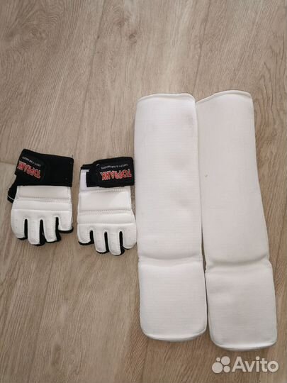Перчатки и защита для спорта детские