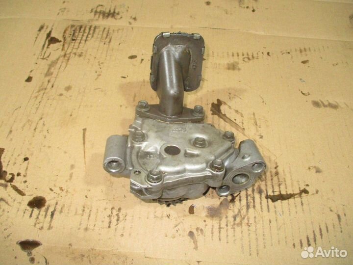 Насос масляный Toyota Camry 40